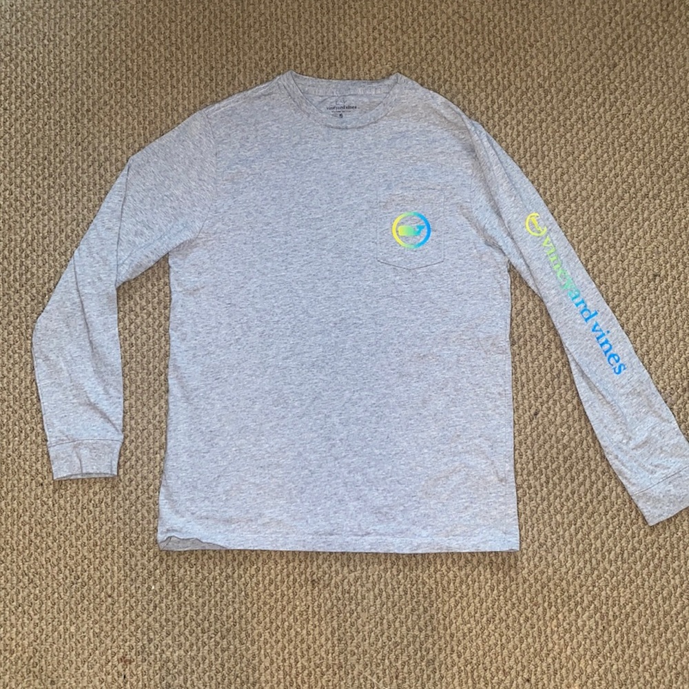 Vineyard Vines long sleeve grey kids shirt size XL (18)